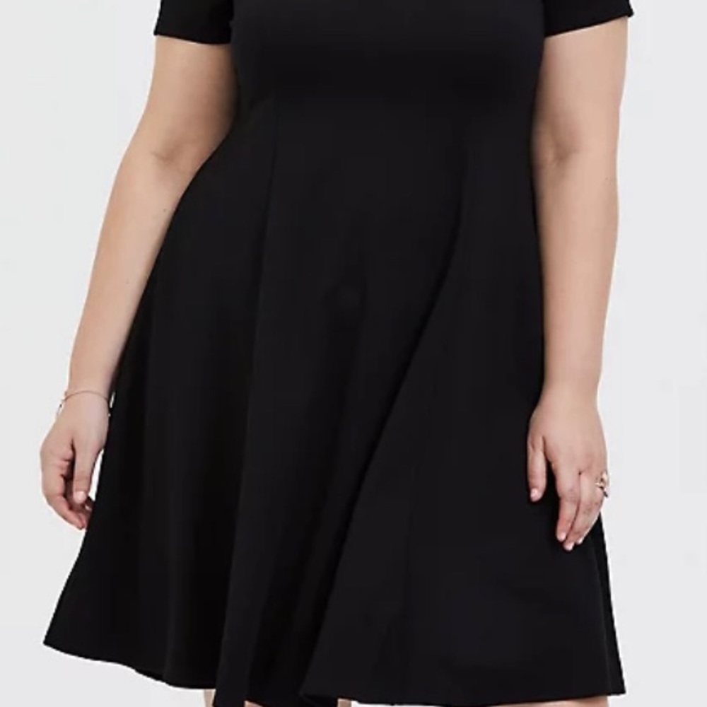TORRID BLACK PONTE MOCK NECK FLUTED MINI DRESS